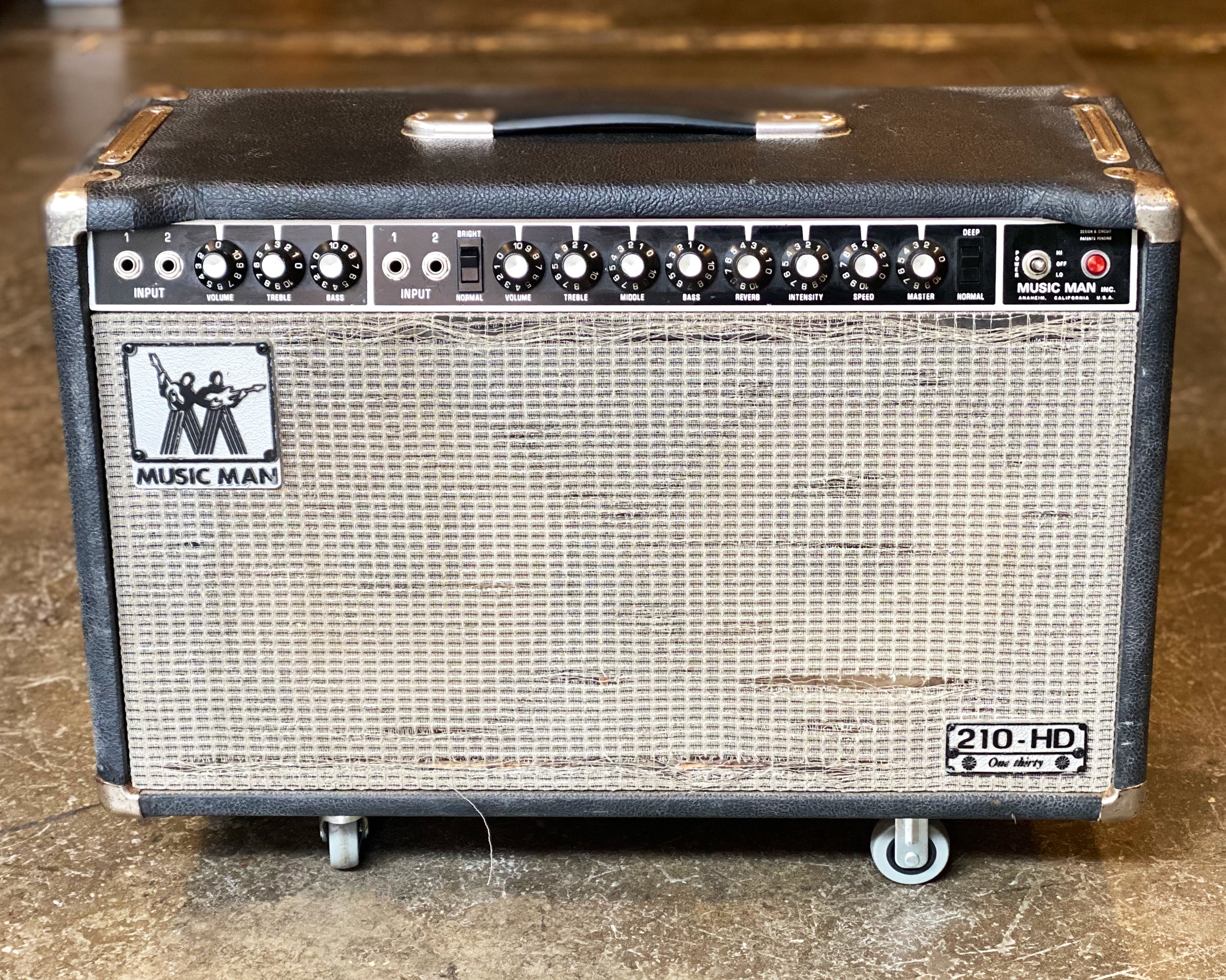 Music Man 210-HD One Thirty - Image 2