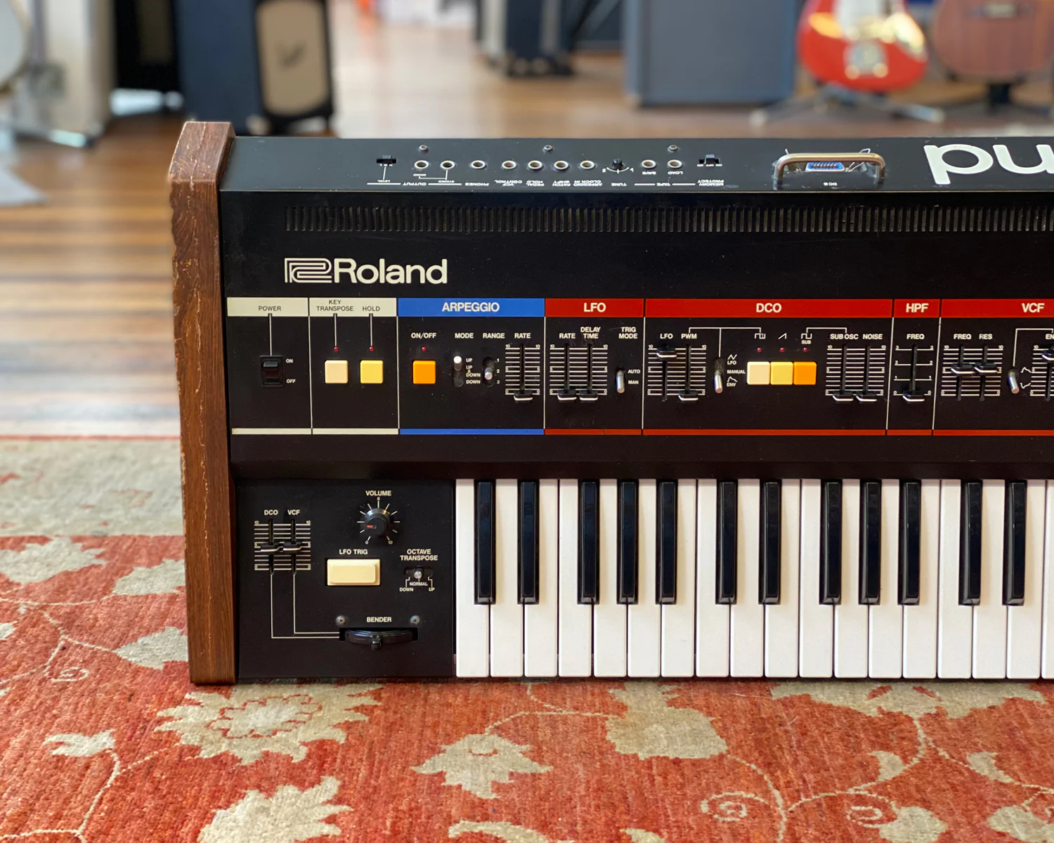 1983 Roland Juno 60 Six Voice Analogue Synthesizer - Image 2