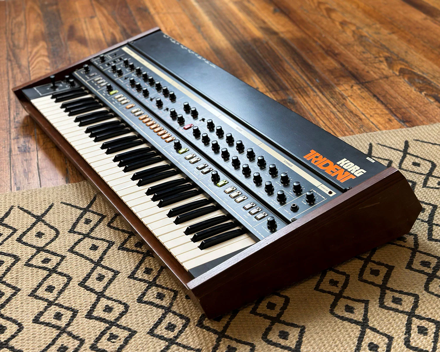 Korg Trident MKI Polyphonic Analogue Synthesizer - Image 2