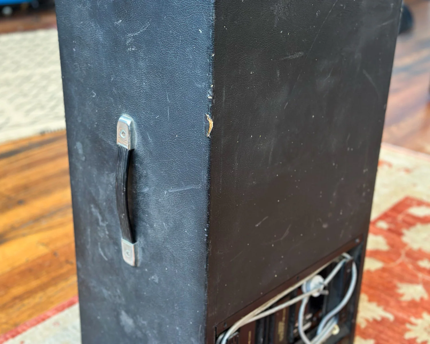 YAMAHA A0112T Self-Powered Speaker System - Image 2