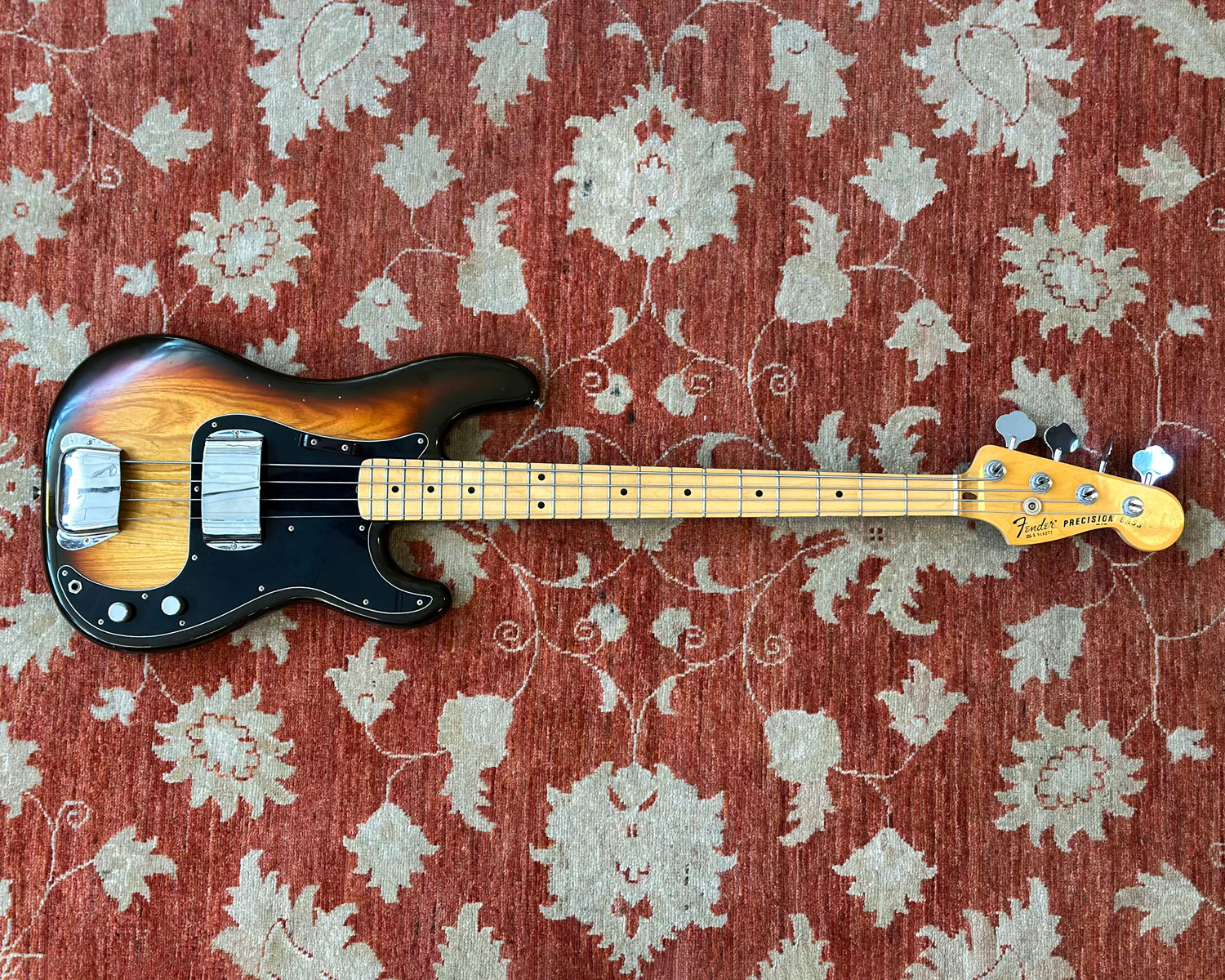 1979 Fender Precision Bass (4.45kg) - Image 4