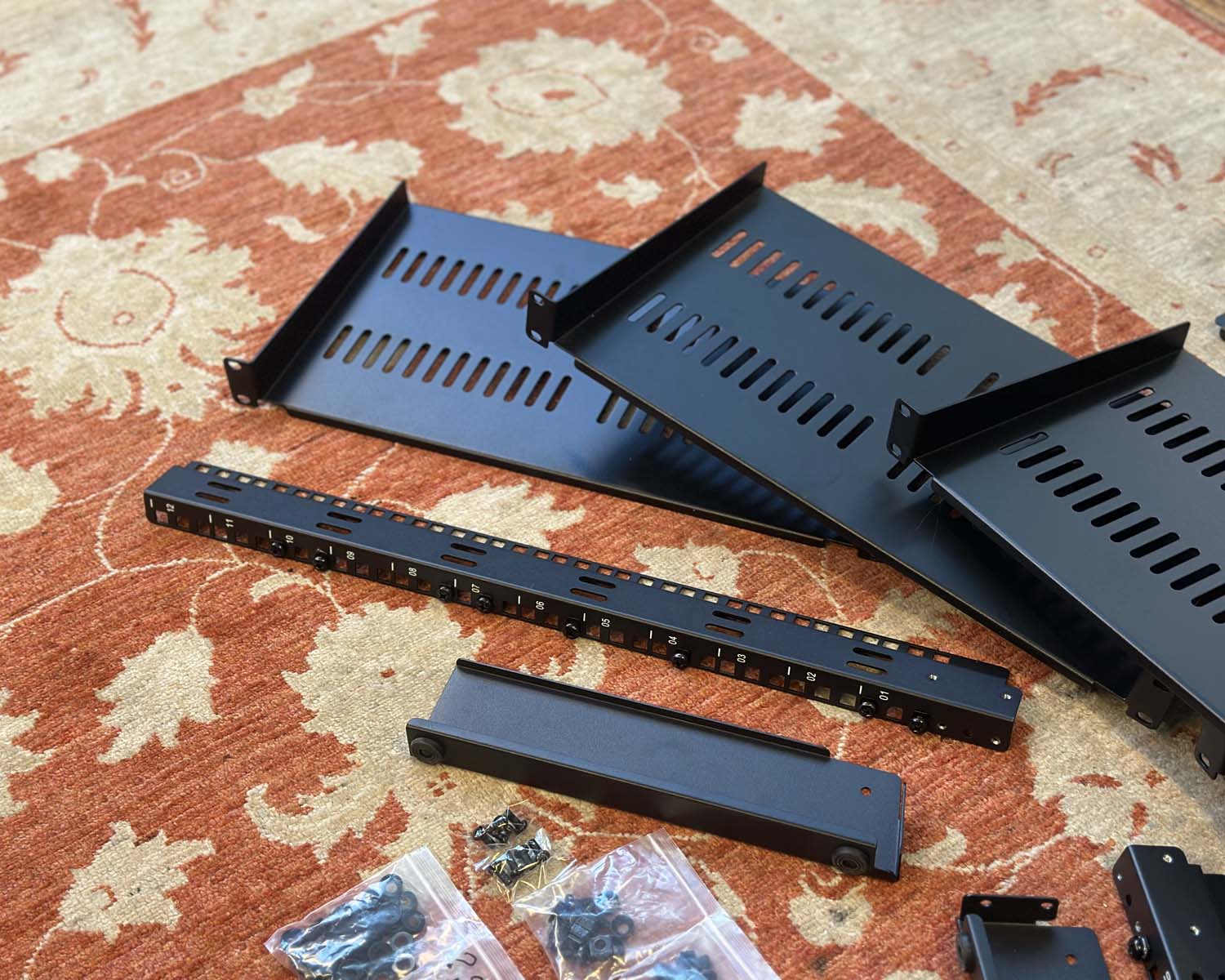 Startech 12U Server Rack - Image 3