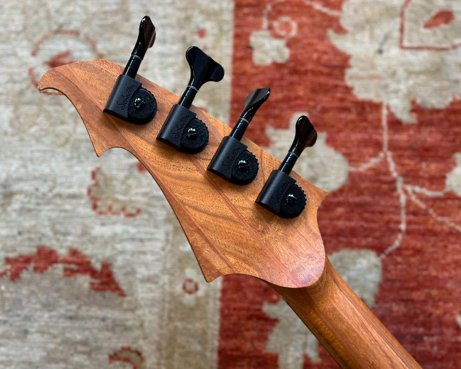 Screaming Eagle Guitars Sigrid Bass - Image 5