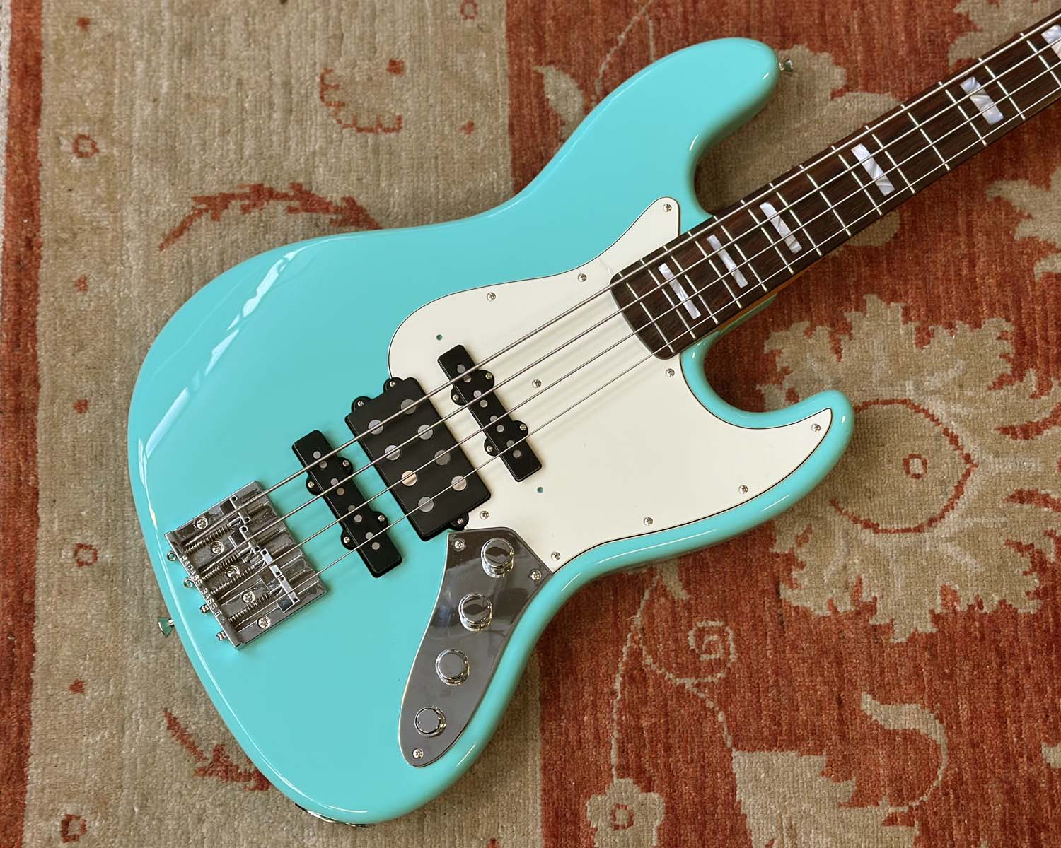 Fender Jino Jazz Bass - Seafoam Green