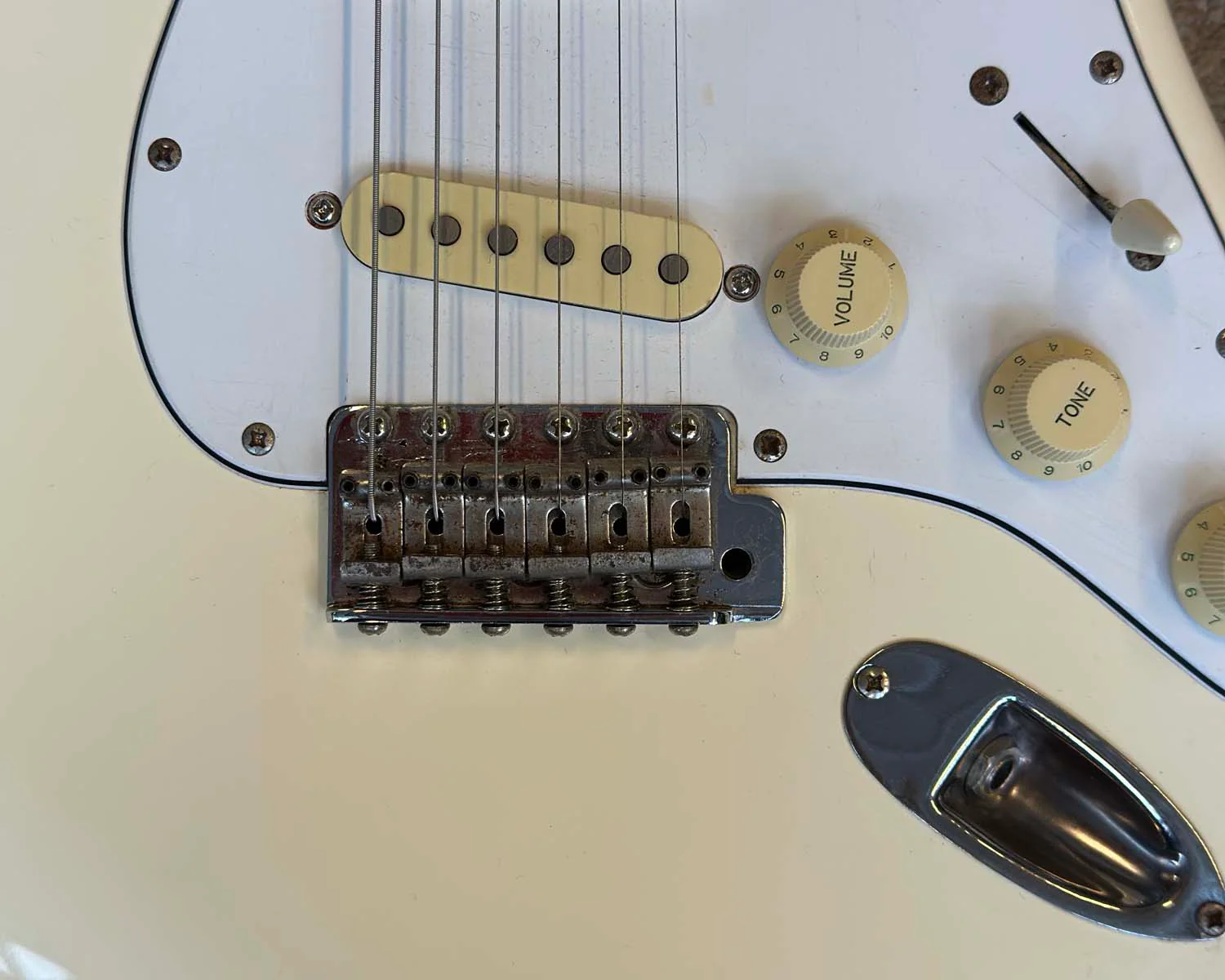 Squier by Fender 1987 'E' Serial Stratocaster MIJ - Image 9