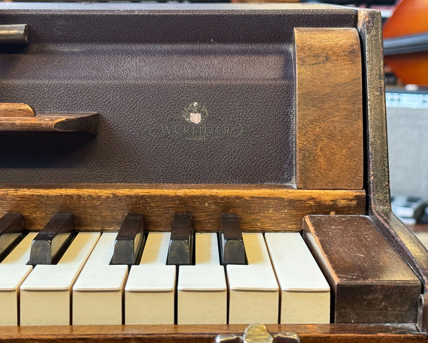 Vintage 1962 Wurlitzer 120 Electric Piano - Image 12