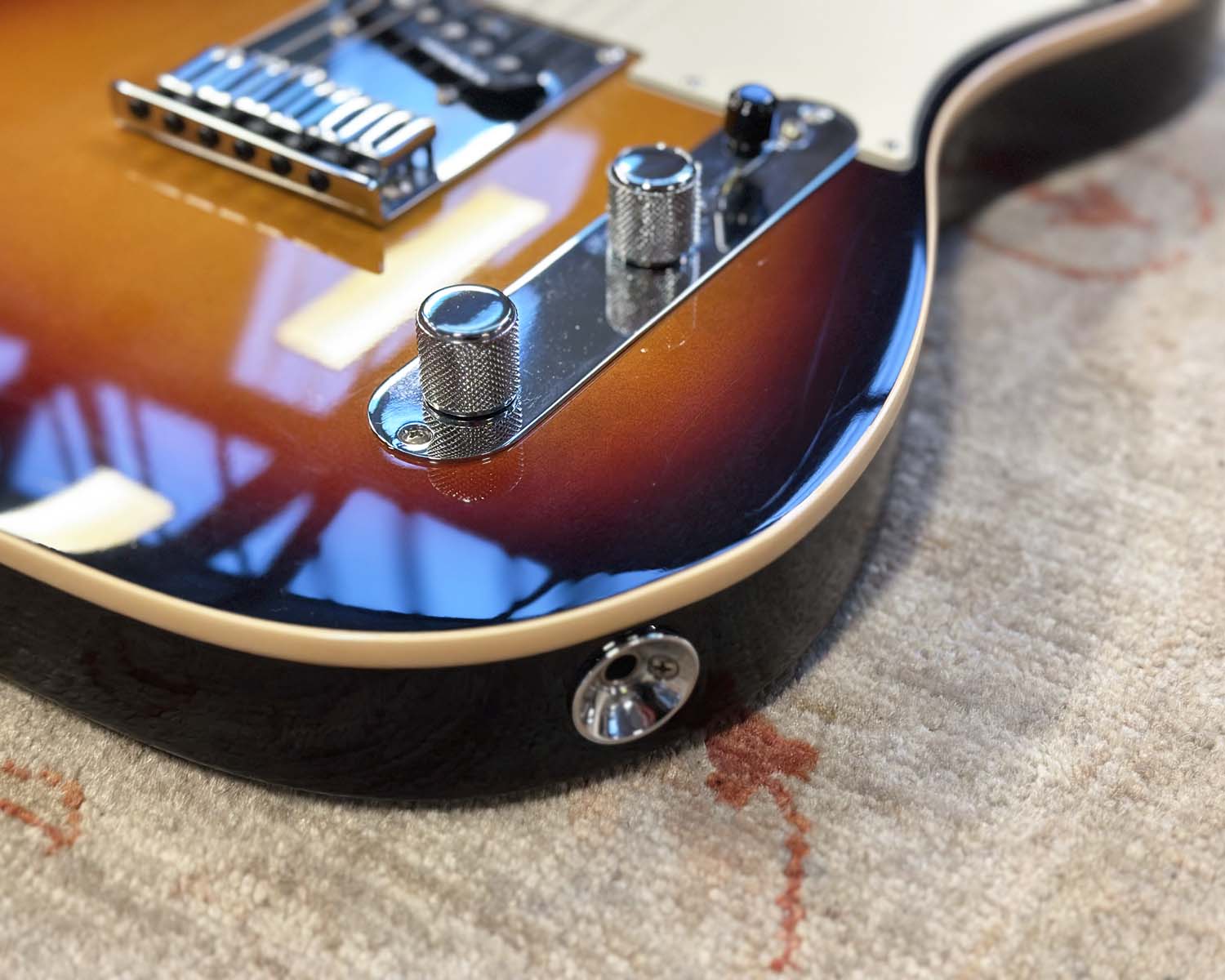 Fender American Ultra Telecaster - Ultraburst w/OHSC - Image 10