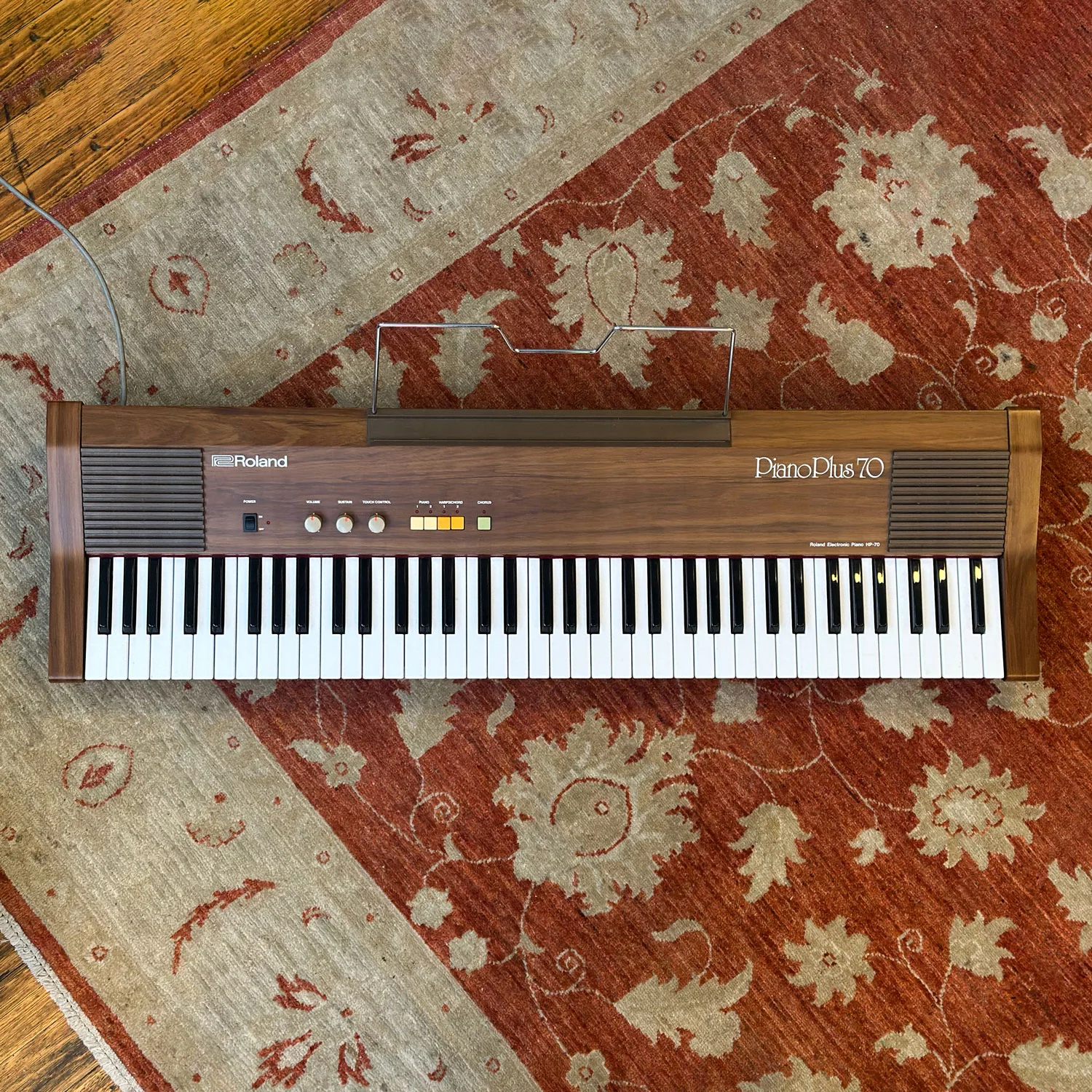 Roland HP-70 Piano Plus - Image 2