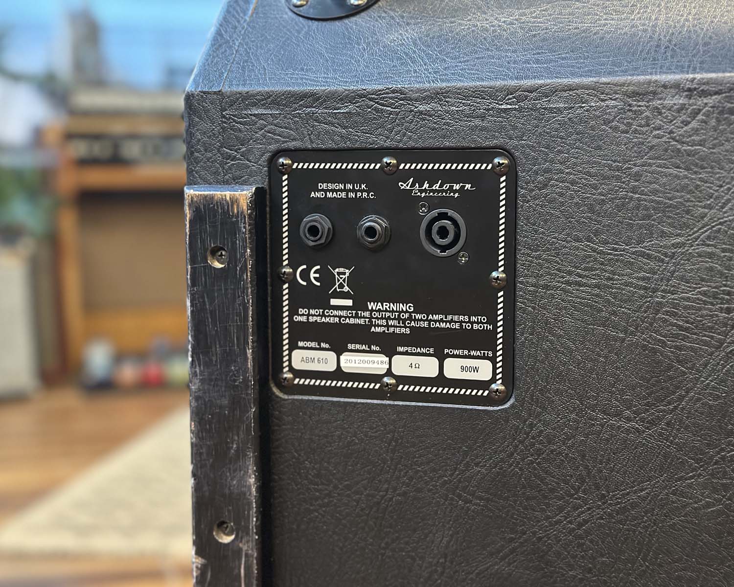 Ashdown ABM 610 900W 4Ω Bass Cabinet - Image 7